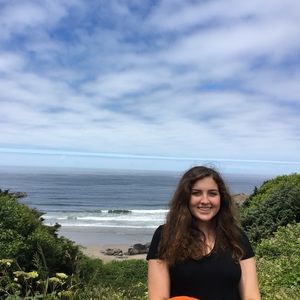 Meet your Posher, Alessandra